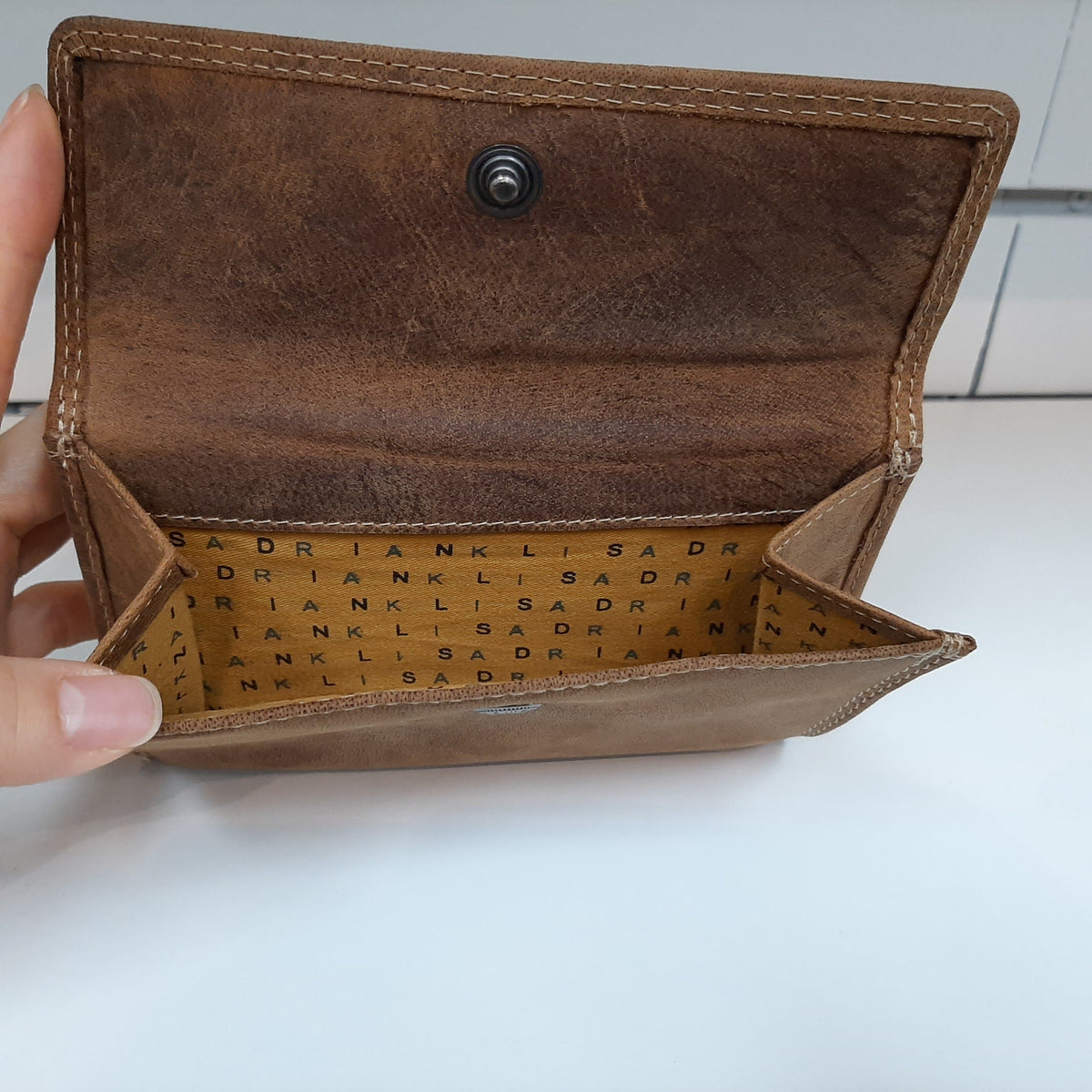 Adrian Klis Buffalo Leather Wallet Purse Card Holder 203 OGOPOGO