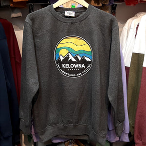 Adult Kelowna Graphic Hoodie "The Mountains are calling" Charcoal
